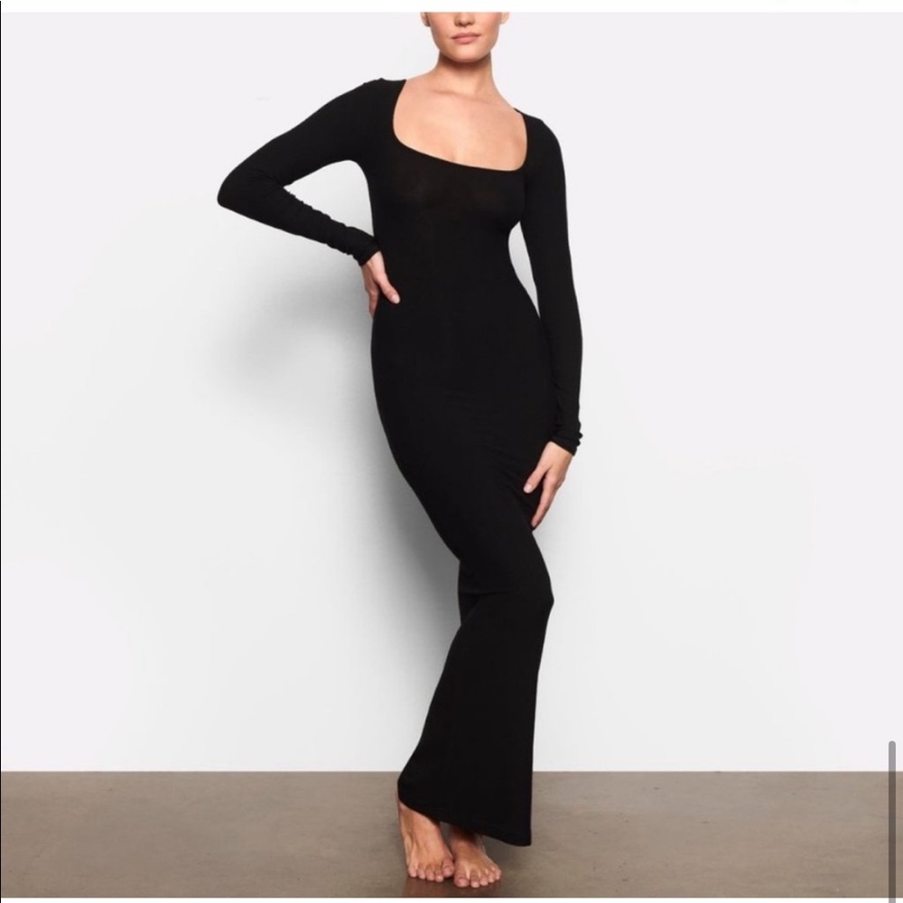 Skims Long Sleeve Lounge Dress